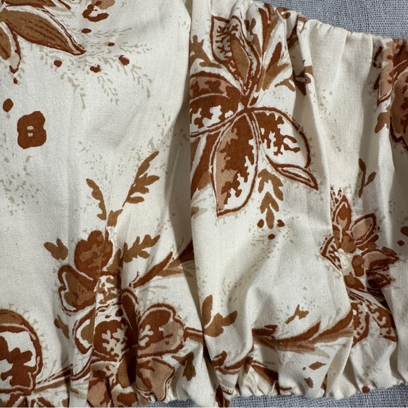 Abercrombie & Fitch ruched tiny top, large, lightweight, summer, outdoors - Picture 2 of 12